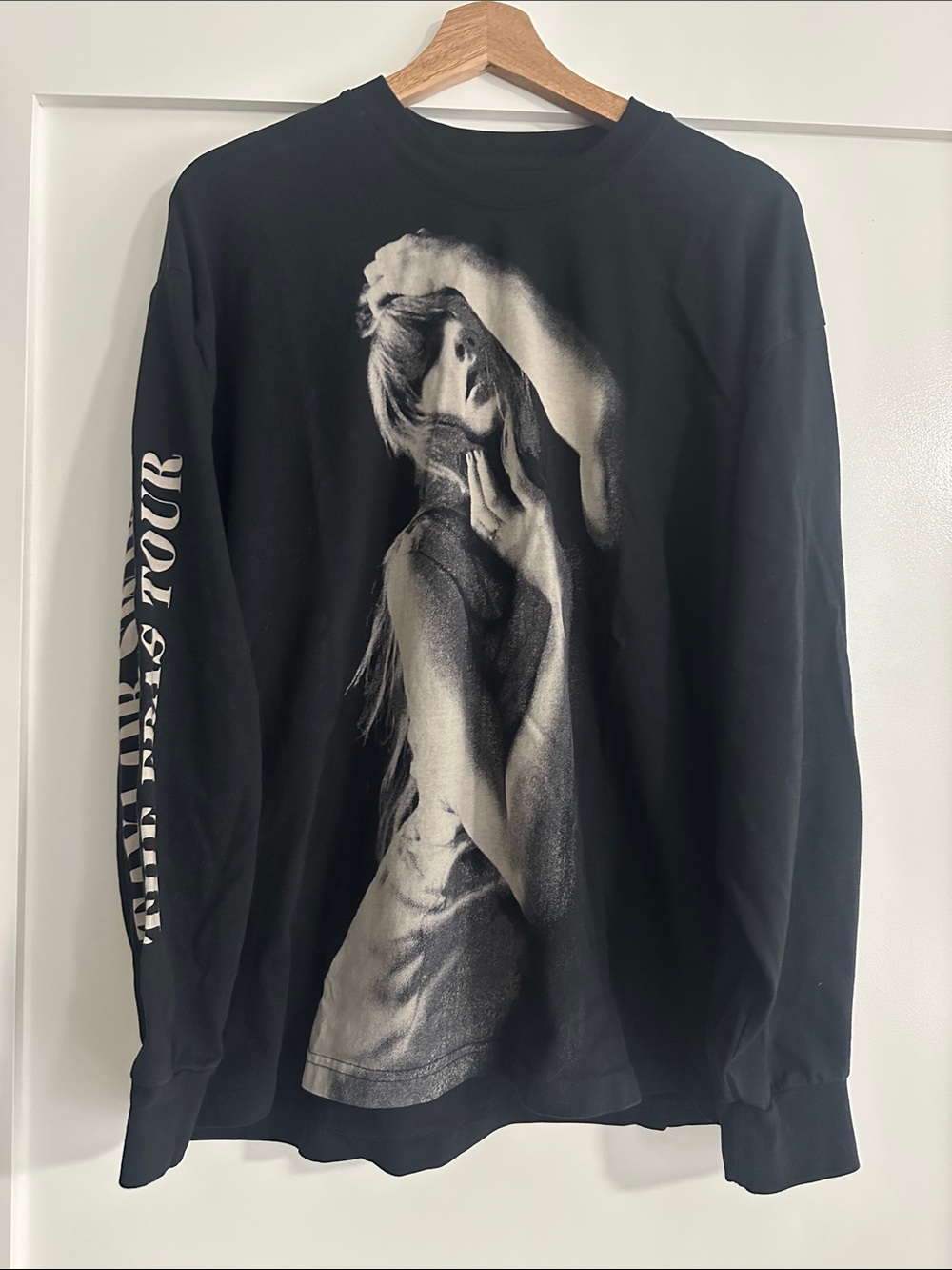 Taylor Swift Eras Tour Black L/S TTPD shirt XL